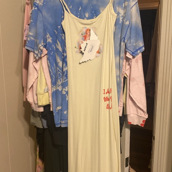 COPY - NWT boys lie v2 I am not where you left me dress medium - Picture 6 of 6